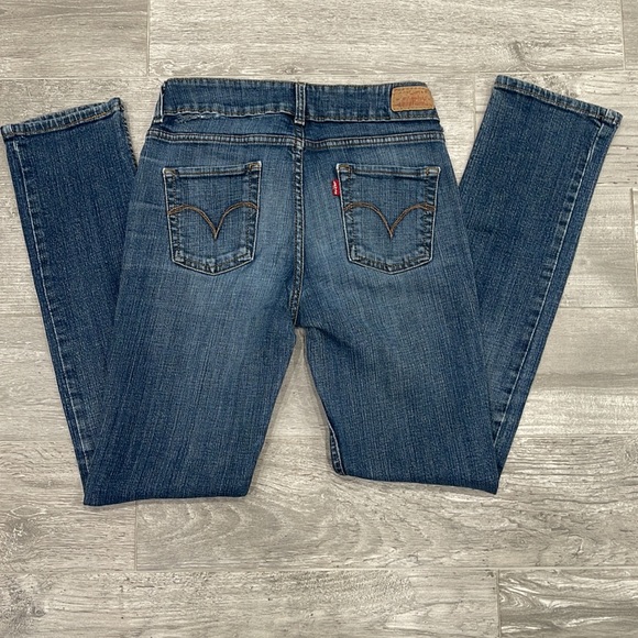 D- Levi’s Slender Straight 526 Jeans - Picture 9 of 9